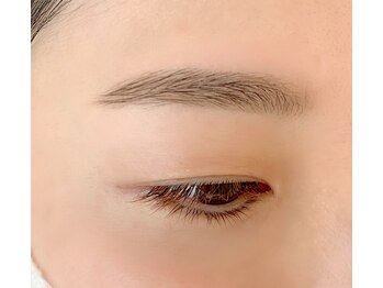 ベージュロータス(beige lotus)/アイブロウ&フラットラッシュ