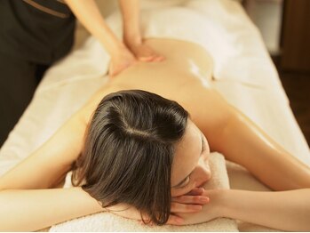 クイーン 神戸三宮店(Queen)/極技で老廃物の排出を促す！