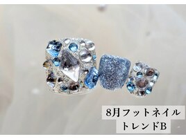 8月フットネイルトレンドB