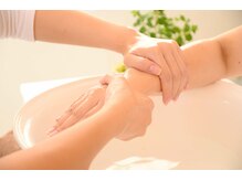 ハンドスパにも力を入れています。潤う手肌と癒しを提供します