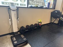 いしかわ整骨院パーソナルジムの雰囲気（体重の減りが目に見えて分かると嬉しい♪）