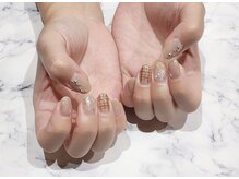 アミックスネイル(Amix nail)/ニュアンスチェックデザイン