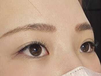 ハピネスラッシュ(happiness-lash)の写真/施術スピードが速くモチも抜群！つけ放題メニューも豊富にご用意！一度付けたらやめられない付け心地♪