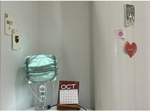 ジェンナ(Jenna)の雰囲気（店内の家具や雑貨もこだわりたくさんです: )）