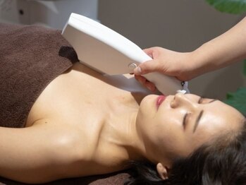 ランファビューティー(蘭花Beauty)の写真/【今年こそ爆乳美女になりたい方必見☆】プロの技術で女性らしいボディラインへ導きます!