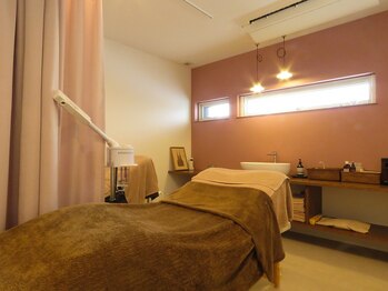 ルース(LUCE)/優しい色調と照明で特別な時間