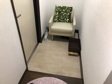 元住吉 雪月花 四季整体/入口の待合席です。