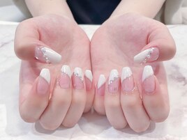 #斜めフレンチネイル