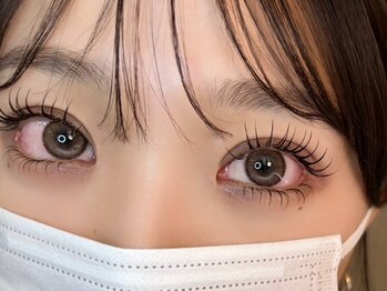 アンフルール 新宿店(Une fleur)の写真/SNSでも話題のパリエク★≪まつパ×マツエク≫で自まつ毛に自然と馴染む理想的で可愛い目元に♪