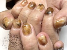 ブラン(Blanc)/ブラウンニュアンスネイル