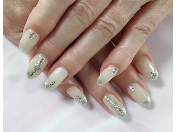 ラメフレンチネイル