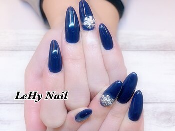 レヒネイル(LeHy nail)/ワンカラー×結晶ネイル