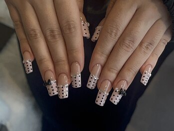 オーニ(ONNY)の写真/【春気分を彩る♪】チップ長さだし対応◎憧れのロングネイルに！韓国買い付けのカラー/パーツは気分ＵＰ☆