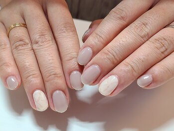 ネイルアンドまつげエクステ専門サロン スリー(THREE)/大理石風アート