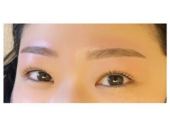 ブロウラッシュラボ 神戸三宮店(Brow Lash Labo)/アイブロウ／眉毛／まつげパーマ