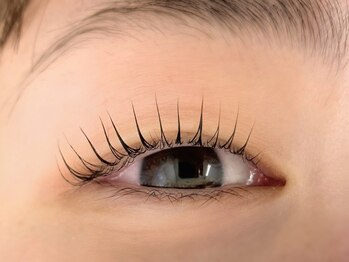 まつげネイルサロン ミルク(MILK)の写真/あなたのまつげのお悩みを解決するために、徹底的にカウンセリング！プロが理想の目元へと導きます♪