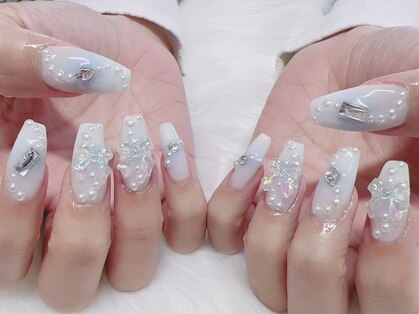 アフリス(Aphris)の写真