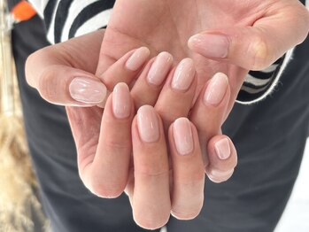 ロアリィ(LOARY)の写真/シンプルだからこそ、技術が光る！さりげないオシャレネイルでオフィスにも◎丁寧なケアでモチの良さ★