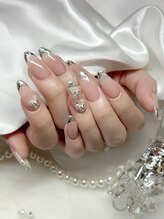 ビビ(ViVi)/ガラスフレンチネイル