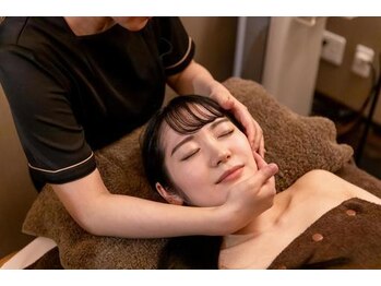 パーソナルピラティスReframe～整体×ピラティス～の写真/本格コルギで骨格から整えリフトアップ◎ピラティスとの融合で戻りにくい小顔へ♪