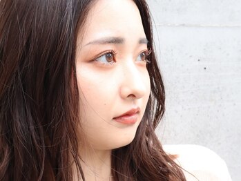 アワーグラス(HOURGLASS)/【ヤクジョまつ毛パーマ】