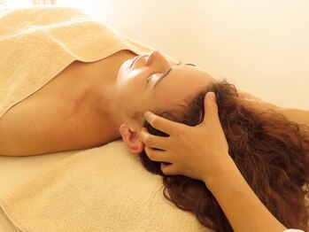 エステティックルーム マイサロン(mysalon.)の写真/【安眠ドライヘッドスパ&首肩アロマオイル60分¥7000】首肩こりと頭皮の疲れを解消しましょう♪