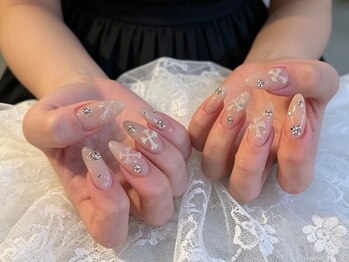 ナナネイル(Nana Nail)/クロスモチーフ×ストーン