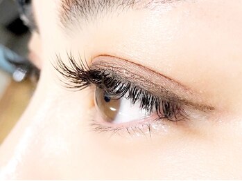 ラズル ダズル(RAZZLE DAZZLE)/Cカールで女性らしく♪