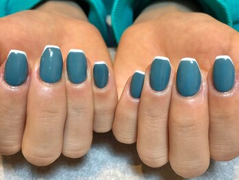 メイヴン(Maven)/スキニーフレンチネイル