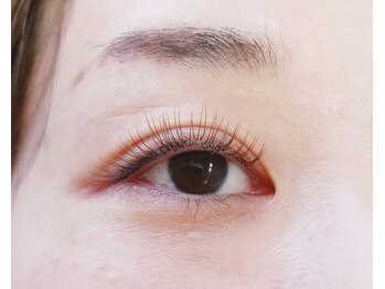 シエスタメル アイラッシュアンドリラクゼーション(SIESTA MELU)/ブラウン×オーシャンブルー