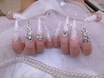 ユミ(U mi)/チップ長さだしやり放題