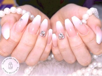 ネイルズガッシュ 溝の口店(NAILs GUSH)の写真/≪洗練されたシンプル可愛いデザインがいっぱい≫シンプルだけど存在感があるデザインで指先を彩る♪