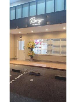 ラヴィ(Raviy)/サロン外観(夜)