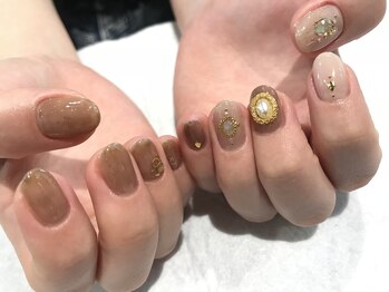 アース コアフュールボーテ 新潟中野山店 (EARTH Coiffure beaute')/ブラウン×ゴールド ￥7000