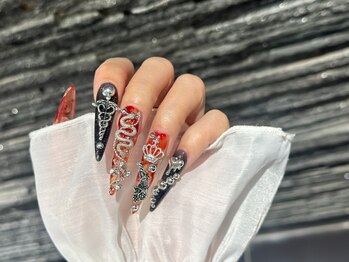 エムネイル(M-Nail)の写真/【持ち込みデザイン/長さだしOK◎】1500種類以上のパーツの品揃え★他店では出来なかったアートも◎