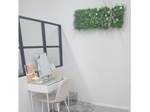 エレヌイ(ELENUI)