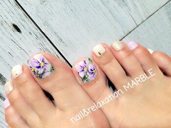 ネイルアンドリラクゼーション マーブル(MARBLE)/つけ放題￥６４００