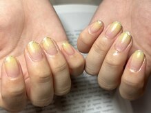 サロンドファン(salon de Fan)/ライムカラーグラデーション