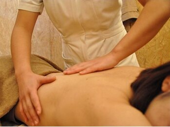 ほぐし整体プラスイチ(+1)/イタ気持ちいい施術でリラックス