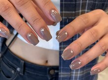 リッシュ(RICHE)/スモーキーグレーネイル