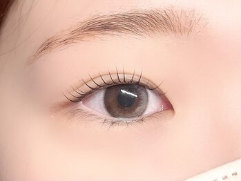 クロクシー(CROXY)の写真/自まつげのようなナチュラルな目元に！初めての方やボリュームのあるデザインが苦手な方にもおすすめ☆