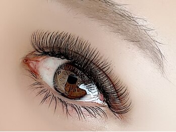 クレールの写真/【圧倒的持続力×時短】厳選した最高級のボリュームラッシュでモチの良さ抜群!印象的な目元に仕上げます♪