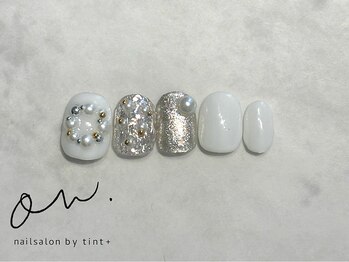 オンドットネイルサロンバイティントプラス(on. nailsalon by tint+)/9980クリスマスデザイン