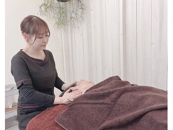 オリナサツキ(OlinaSatsuki)/施術に入ります