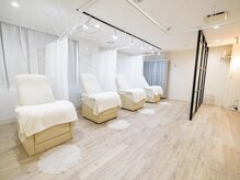 ミラ 柏(MIRA)の雰囲気（メイクブールに【コテ、アイロン貸し出しあり】お出かけ前にも♪）