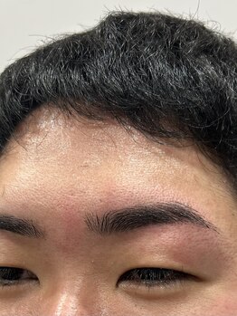 ルモア(Lumor)/パリジェンヌブロウリフト