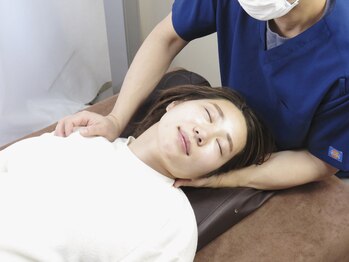 激痛ダイエット整体 八巻/首!/猫背/ストレートネック