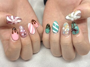テーマパークネイル