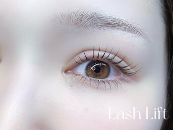 ネロリ バイ エイティスト(neroli by 8ist)/上下パーマ［新宿/新宿駅］