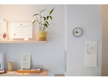 トラウム(TRAUM osteopathy&chiropractic clinic)/　　　　　　　　　【　店内　】